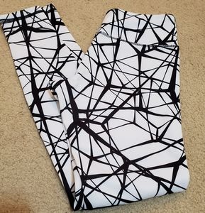 Black and white pattern tights